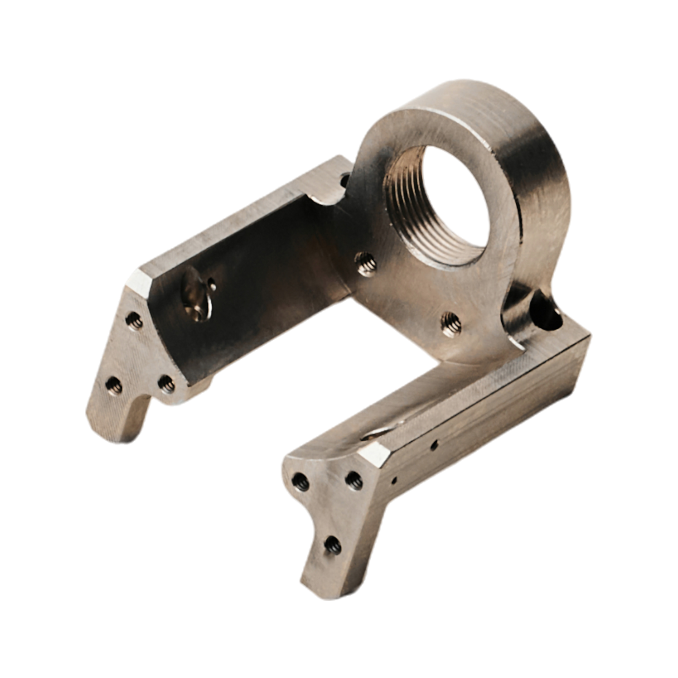 Freigestelltes, CNC-gefrästes Präzisionsbauteil aus Metall von hepro production ag mit integrierter Gewindebohrung, mehrfachen Befestigungsbohrungen und exakt bearbeiteten Kanten.